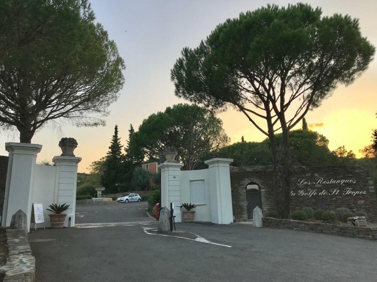 グリモーLes Restanques, Bastides Vue Golfe Saint Tropezアパートメント エクステリア 写真